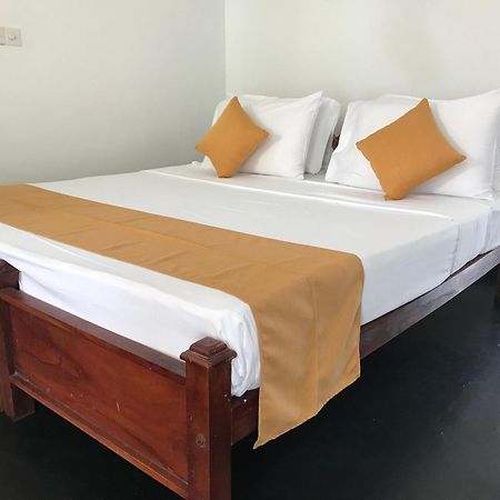 Sunray Beach House Тангале Екстериор снимка