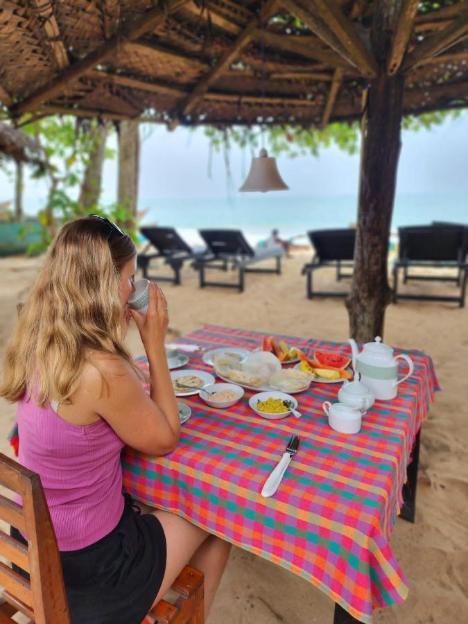 Sunray Beach House Тангале Екстериор снимка