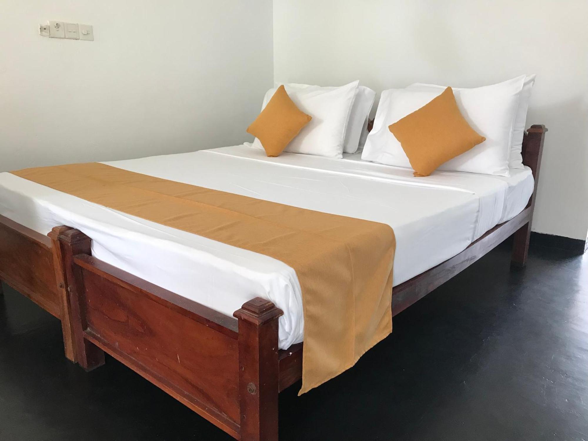 Sunray Beach House Тангале Екстериор снимка