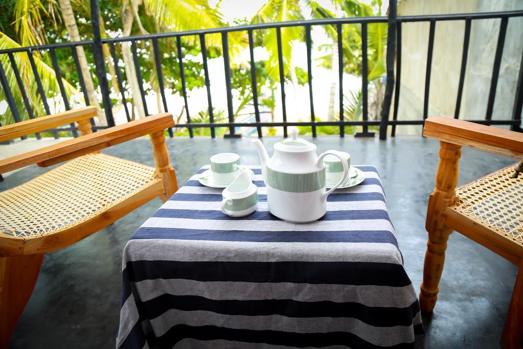 Sunray Beach House Тангале Екстериор снимка