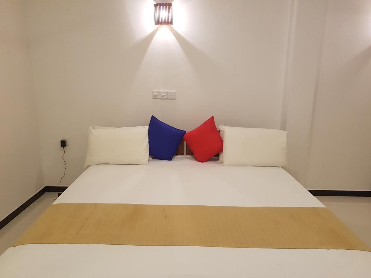 Sunray Beach House Тангале Екстериор снимка