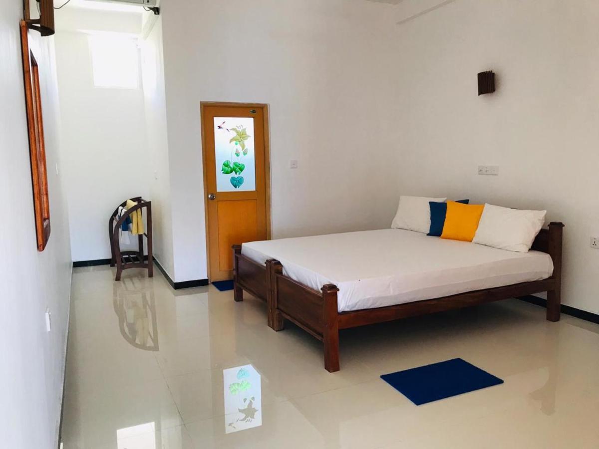 Sunray Beach House Тангале Екстериор снимка